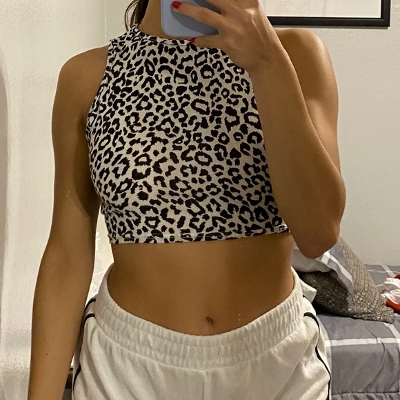 Animal print high neck crop top - Picture 2 of 2